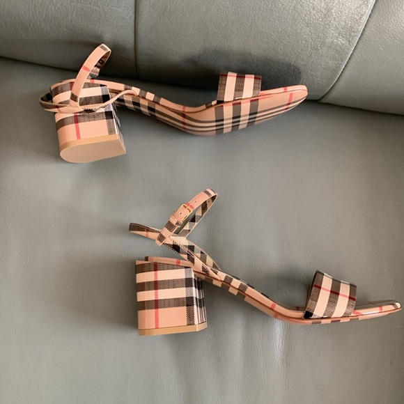 Burberry Cornwall Check Ankle Strap Sandal - Picture 7 of 8